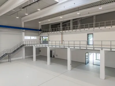 EMUK Gebäude von Innen